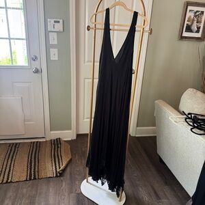 Black Plunge Neck Sleeveless Sundress